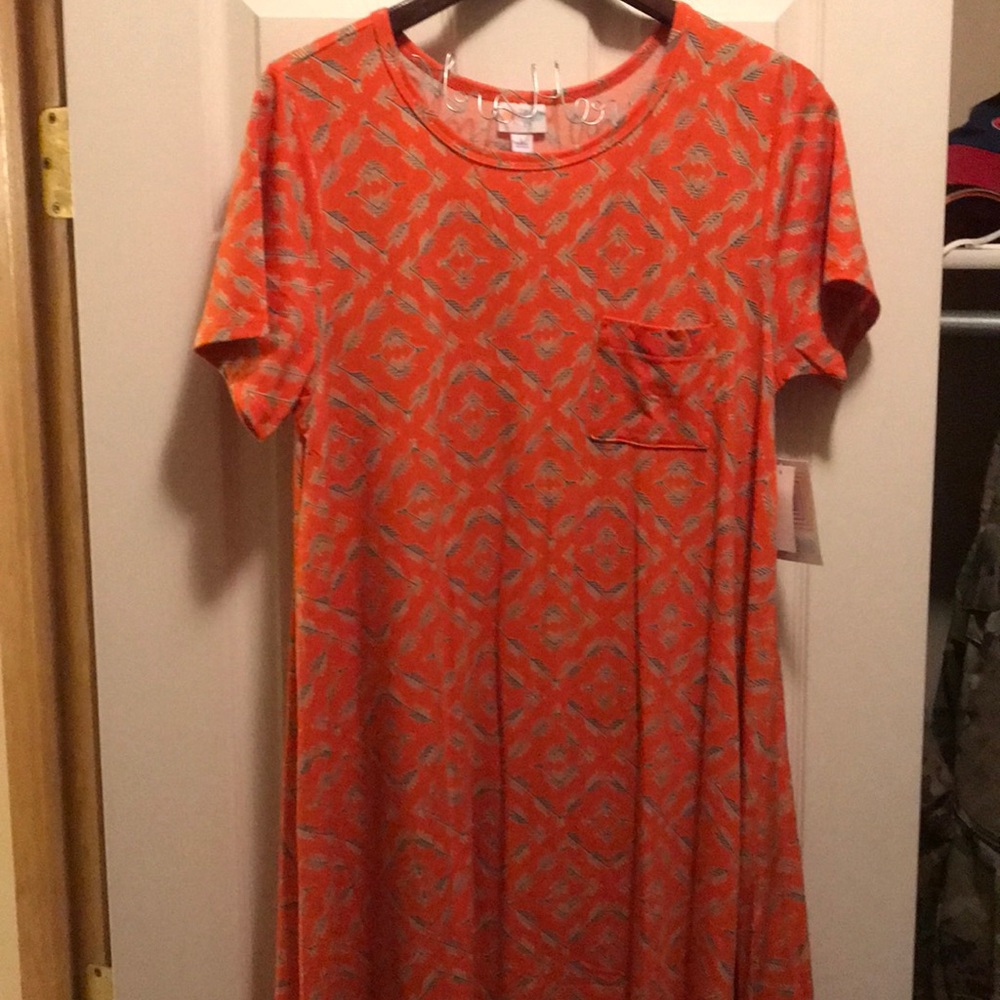 Lularoe Carly L